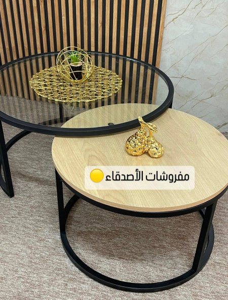 طاولة وسط معدن مع خشب بسعر {500} شيكل